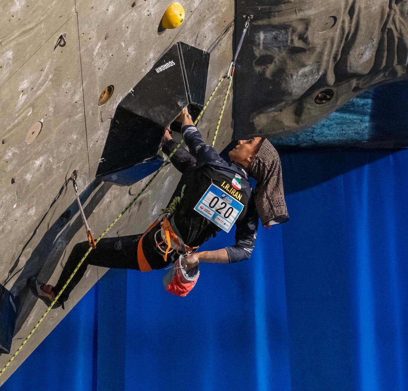 Iranian climber Elnaz Rekabi competes in 2019. 
